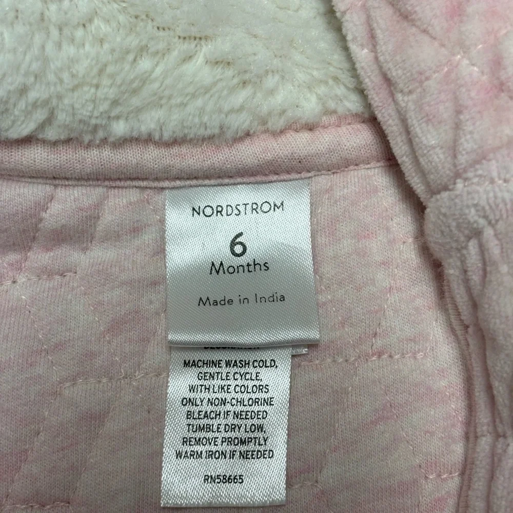 Nordstrom baby quilted bunting with fold over cuffs, size 6m